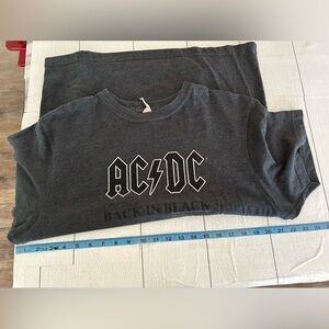AC/DC back in Black graphic T-shirt, gray and black large